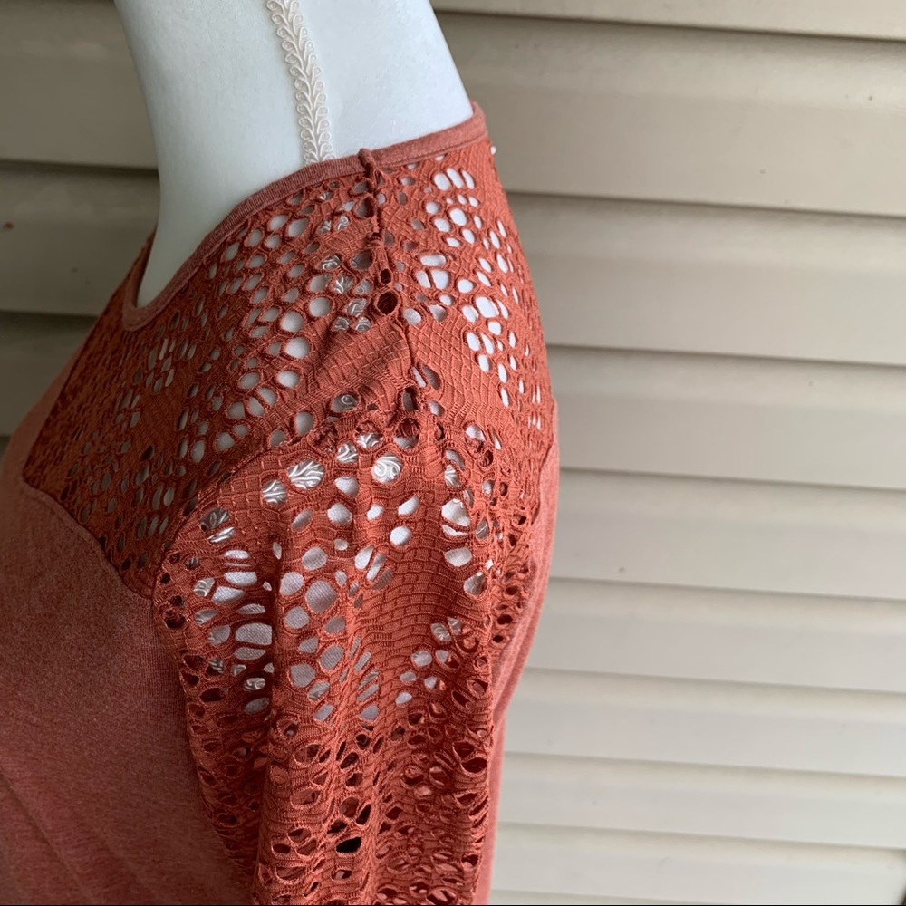 •Simply Noelle• Long Sleeve Eyelet Embellished Top - Size S/M (8-10) - Picture 5 of 10